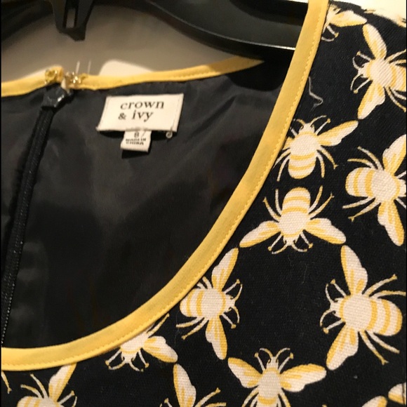crown & ivy Dresses & Skirts - ADORABLE DARK NAVY, BLACK AND YELLOW BEE DRESS SZ8